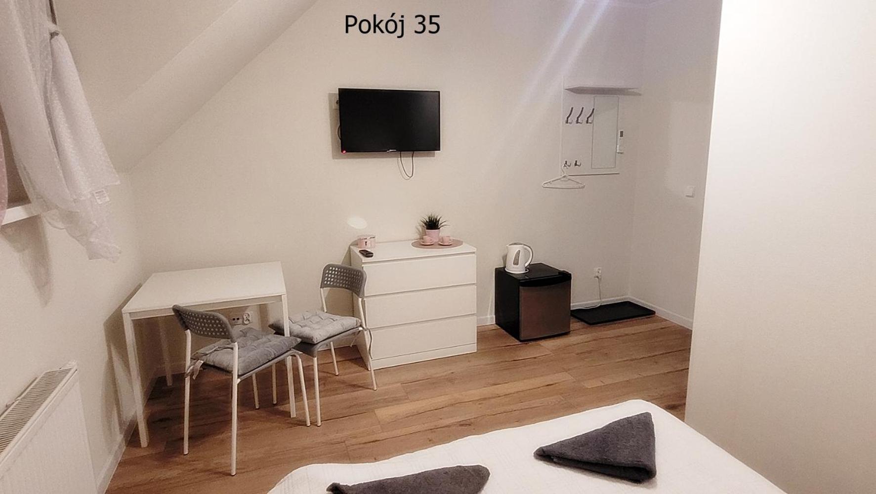 Pod Debem Bed & Breakfast Krynica Morska Exterior photo