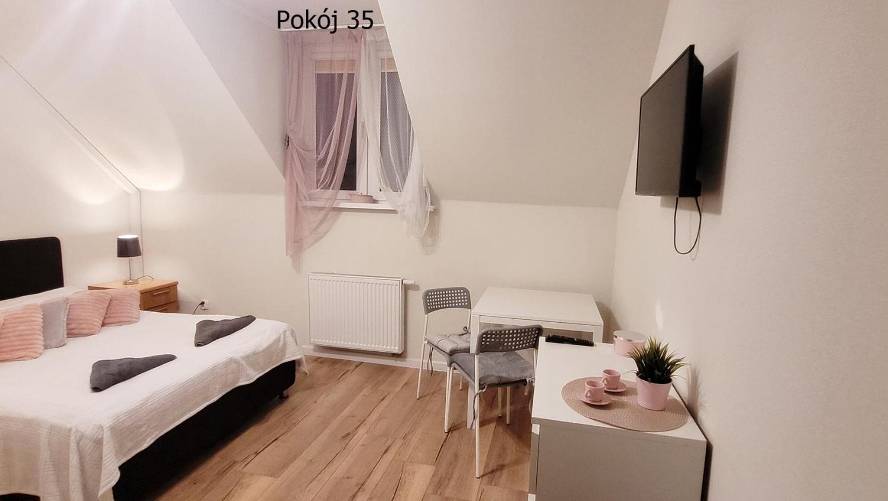 Pod Debem Bed & Breakfast Krynica Morska Exterior photo