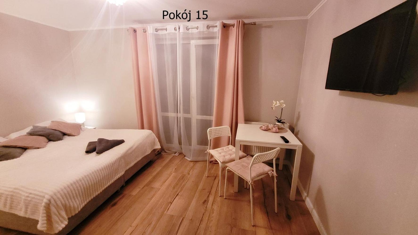 Pod Debem Bed & Breakfast Krynica Morska Exterior photo
